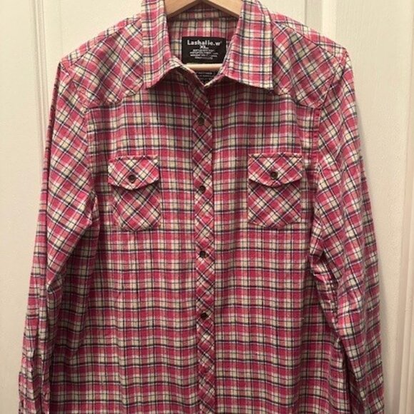 Plaid Shirt - XL - Picture 1 of 4